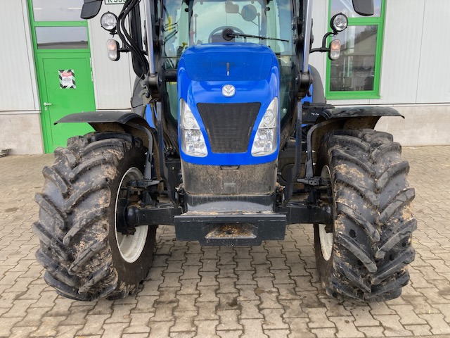 Leasing of New Holland T5.100 New Holland T5.100: picture 13