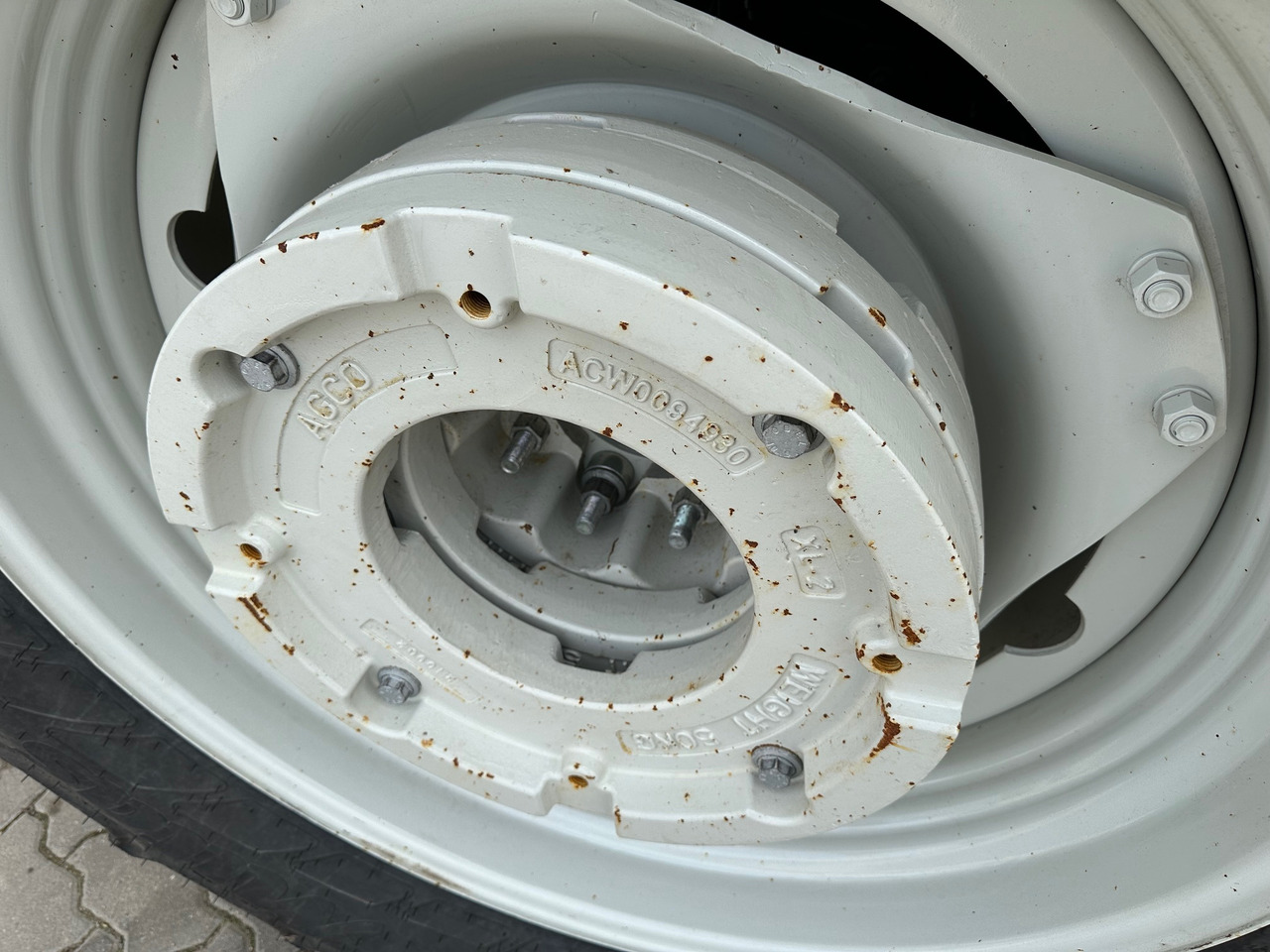 Valtra A105 MH - Farm tractor: picture 5 Valtra A105 MH - Farm tractor: picture 5