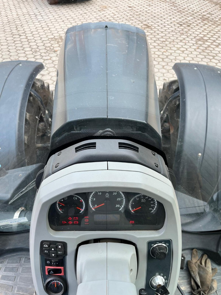 Valtra T214 Direct TwinTrac - Farm tractor: picture 2 Valtra T214 Direct TwinTrac - Farm tractor: picture 2