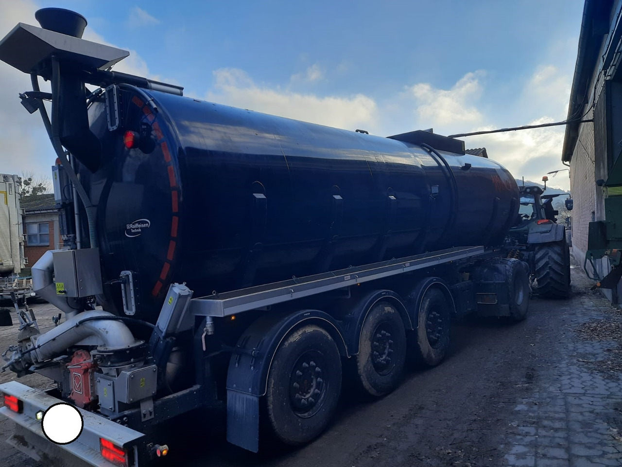 Wienhoff Drei-Achs Tanksattelauflieger - Fertilizing equipment: picture 2 Wienhoff Drei-Achs Tanksattelauflieger - Fertilizing equipment: picture 2