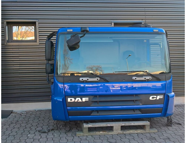 DAF CF65 CF75 CF85 Euro 5 - Cab and interior for Truck: picture 2 DAF CF65 CF75 CF85 Euro 5 - Cab and interior for Truck: picture 2