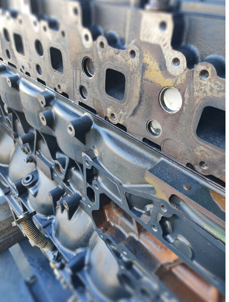 MAN D2676 480 hp - Engine for Truck: picture 2 MAN D2676 480 hp - Engine for Truck: picture 2