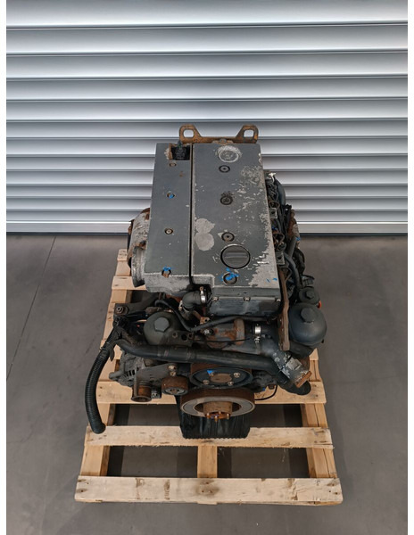Mercedes-Benz OM904LA - OM 904 LA - Engine for Truck: picture 4 Mercedes-Benz OM904LA - OM 904 LA - Engine for Truck: picture 4