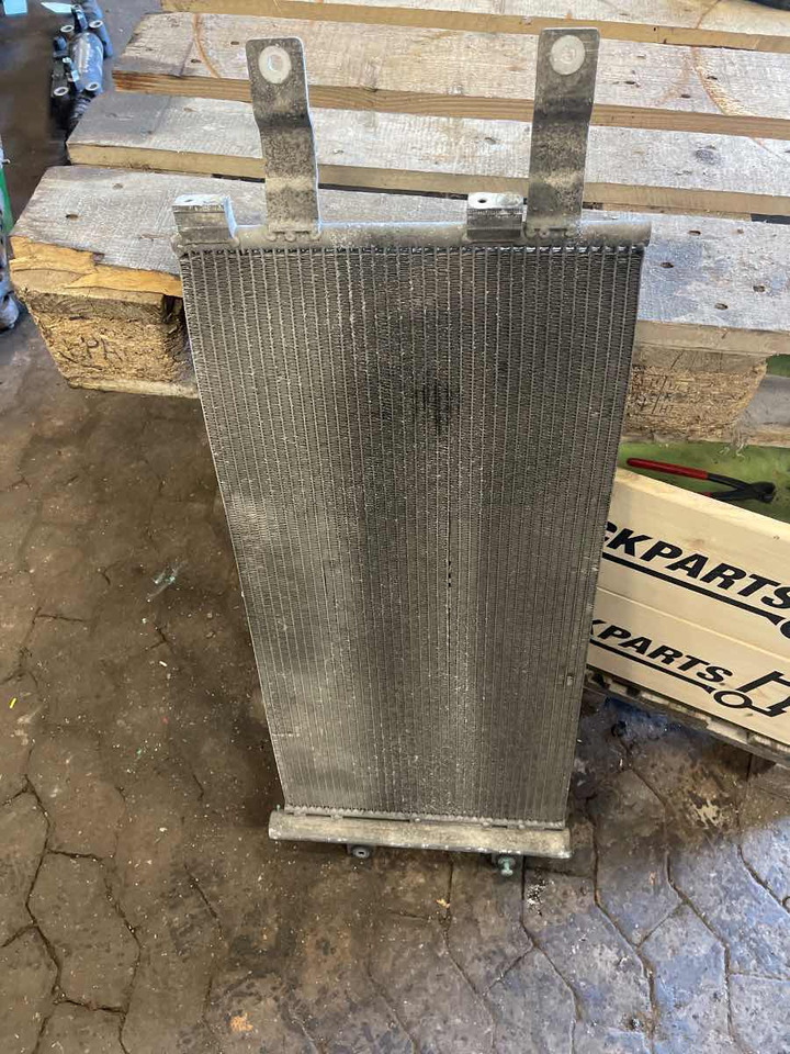 MAN AC COOLER 81.61920-6041 - Cooling system for Truck: picture 1 MAN AC COOLER 81.61920-6041 - Cooling system for Truck: picture 1