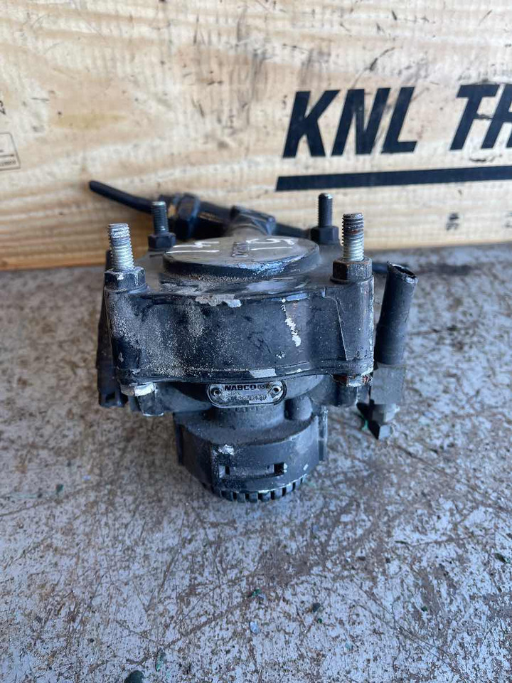 MAN VALVE 81.52116-6068 - Brake valve for Truck: picture 1 MAN VALVE 81.52116-6068 - Brake valve for Truck: picture 1