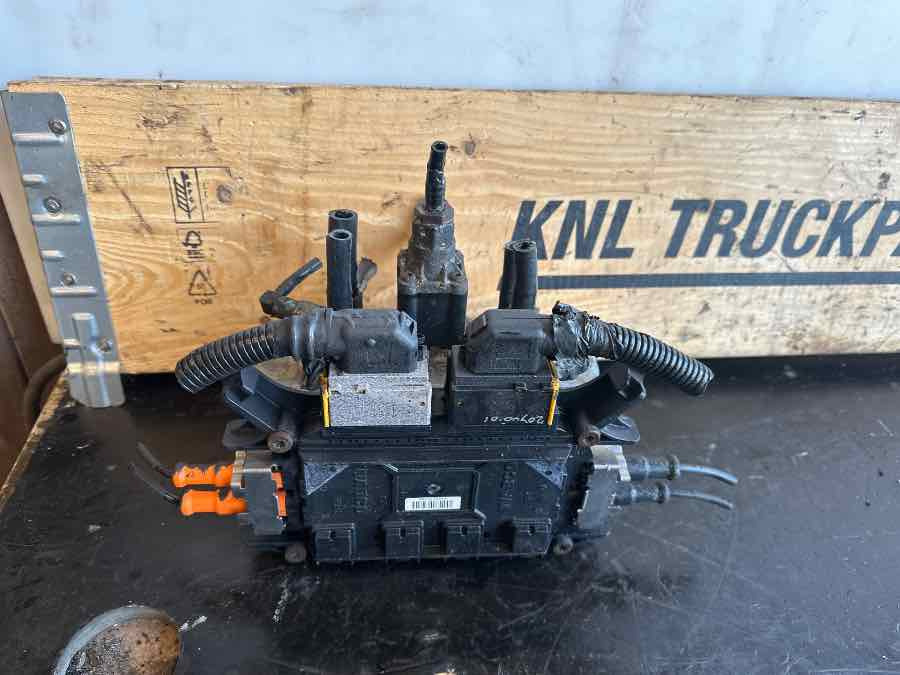 MERCEDES BRAKE VALVE A0004294224 - Brake valve for Bus: picture 2 MERCEDES BRAKE VALVE A0004294224 - Brake valve for Bus: picture 2