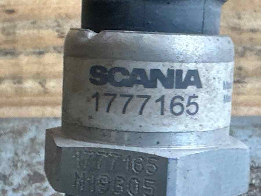 SCANIA AC PIPE 2373437 - Air intake pipe: picture 3 SCANIA AC PIPE 2373437 - Air intake pipe: picture 3
