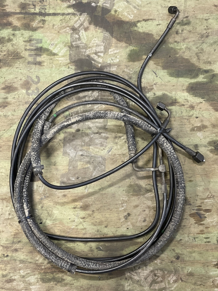 SCANIA CABELS TILT CAB 2357656 - Cables/ Wire harness for Truck: picture 1 SCANIA CABELS TILT CAB 2357656 - Cables/ Wire harness for Truck: picture 1