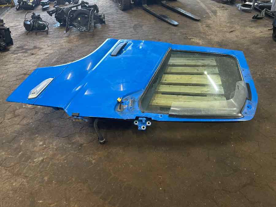 VOLVO FMX DOOR RIGHT 84235902 - Cab and interior for Truck: picture 1 VOLVO FMX DOOR RIGHT 84235902 - Cab and interior for Truck: picture 1