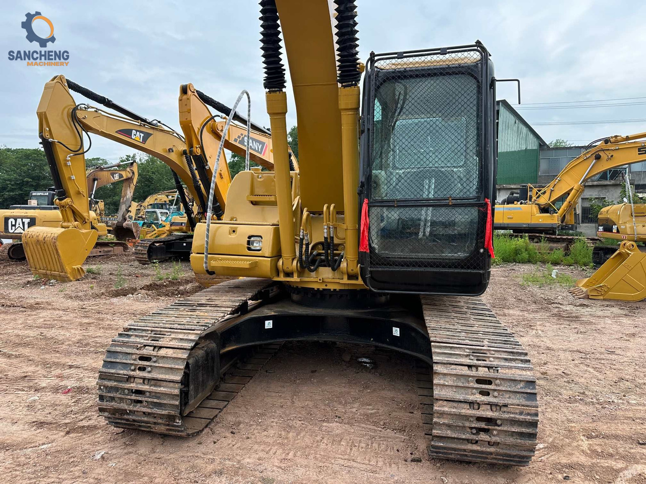 Crawler excavator CAT 320CL with hammer: picture 6 Crawler excavator CAT 320CL with hammer: picture 6