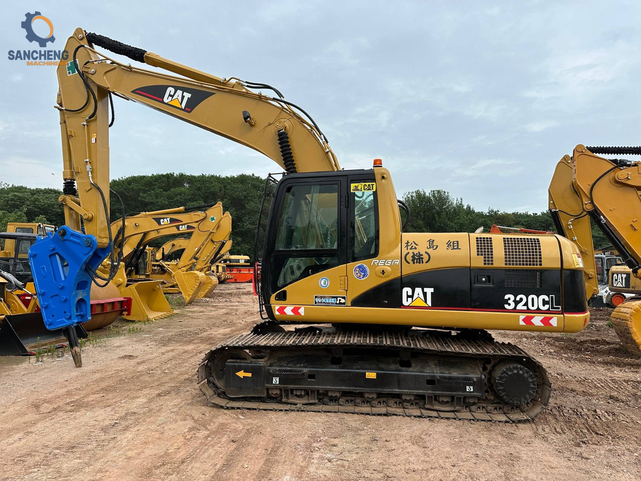 CAT 320CL with hammer - Crawler excavator: picture 2 CAT 320CL with hammer - Crawler excavator: picture 2