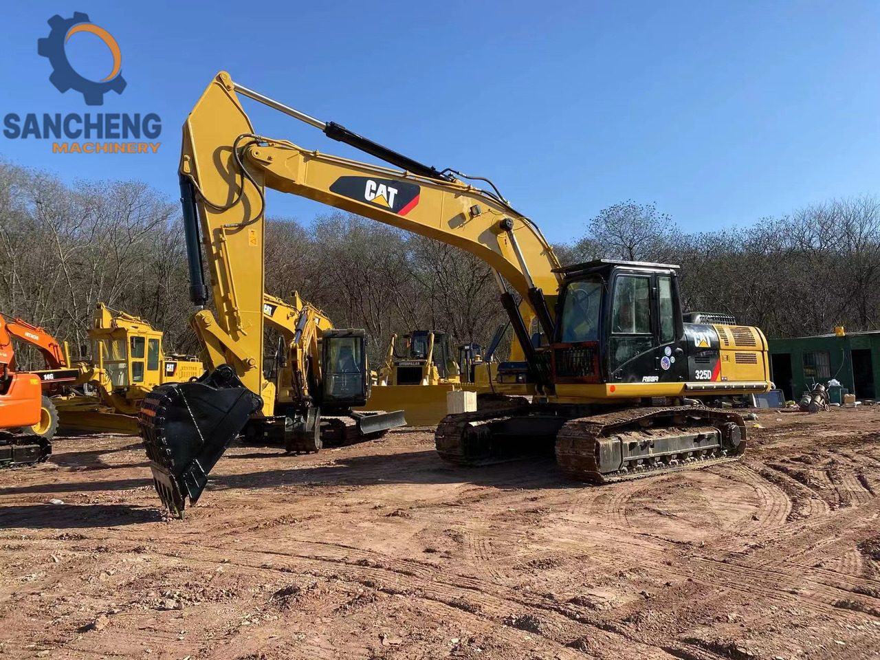 Excavator CAT 325D: picture 1