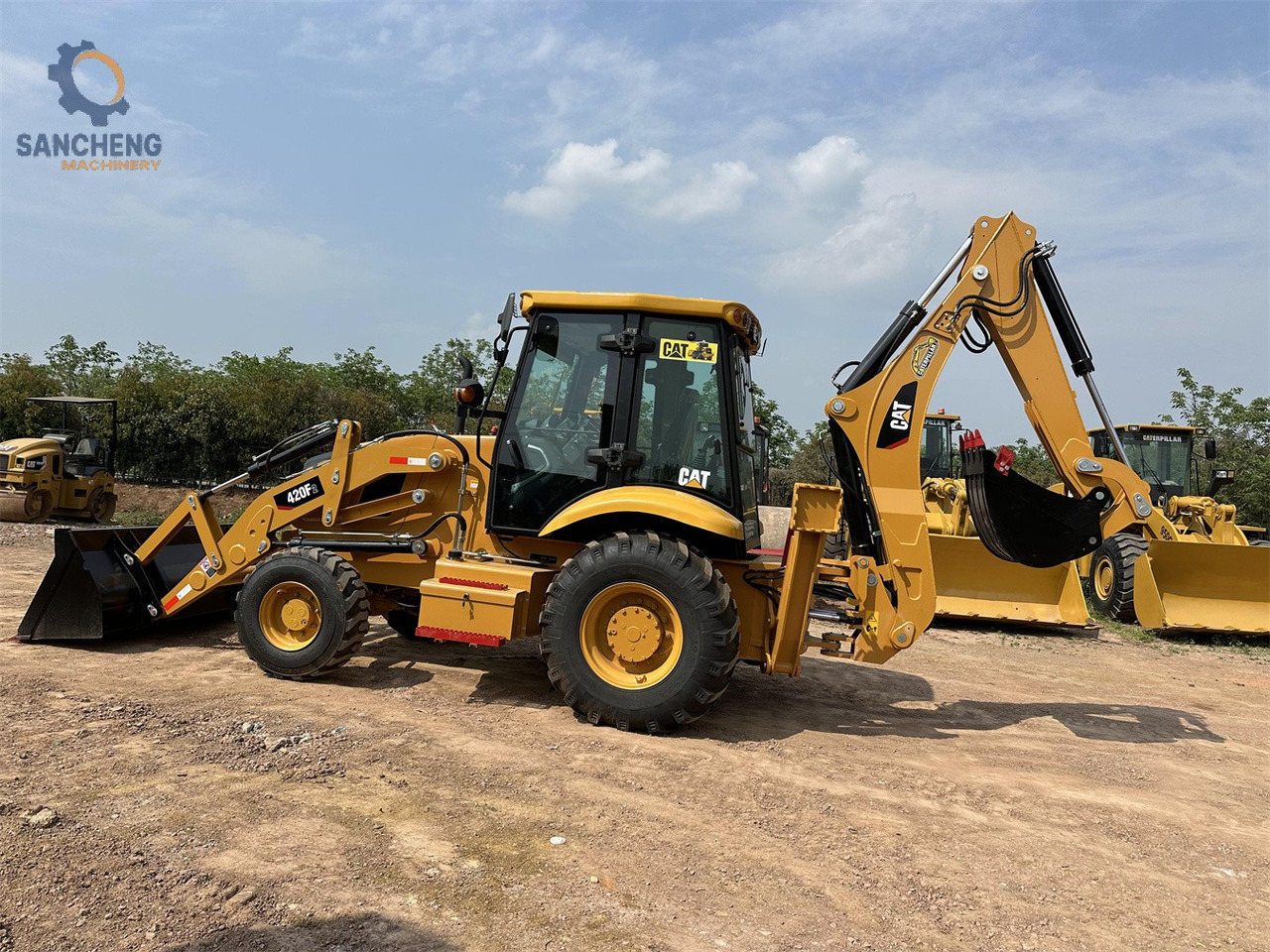 CAT 420F2 - Backhoe loader: picture 3 CAT 420F2 - Backhoe loader: picture 3