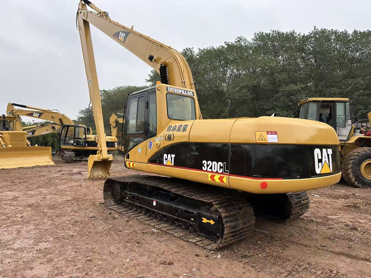 CATERPILLAR 320CL - Long reach excavator: picture 2 CATERPILLAR 320CL - Long reach excavator: picture 2