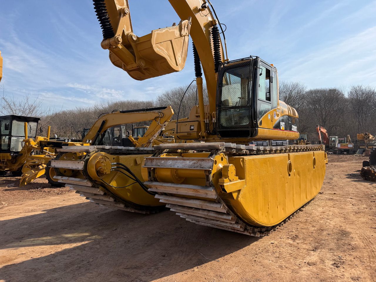 CATERPILLAR 320CL - Amphibious excavator: picture 4 CATERPILLAR 320CL - Amphibious excavator: picture 4