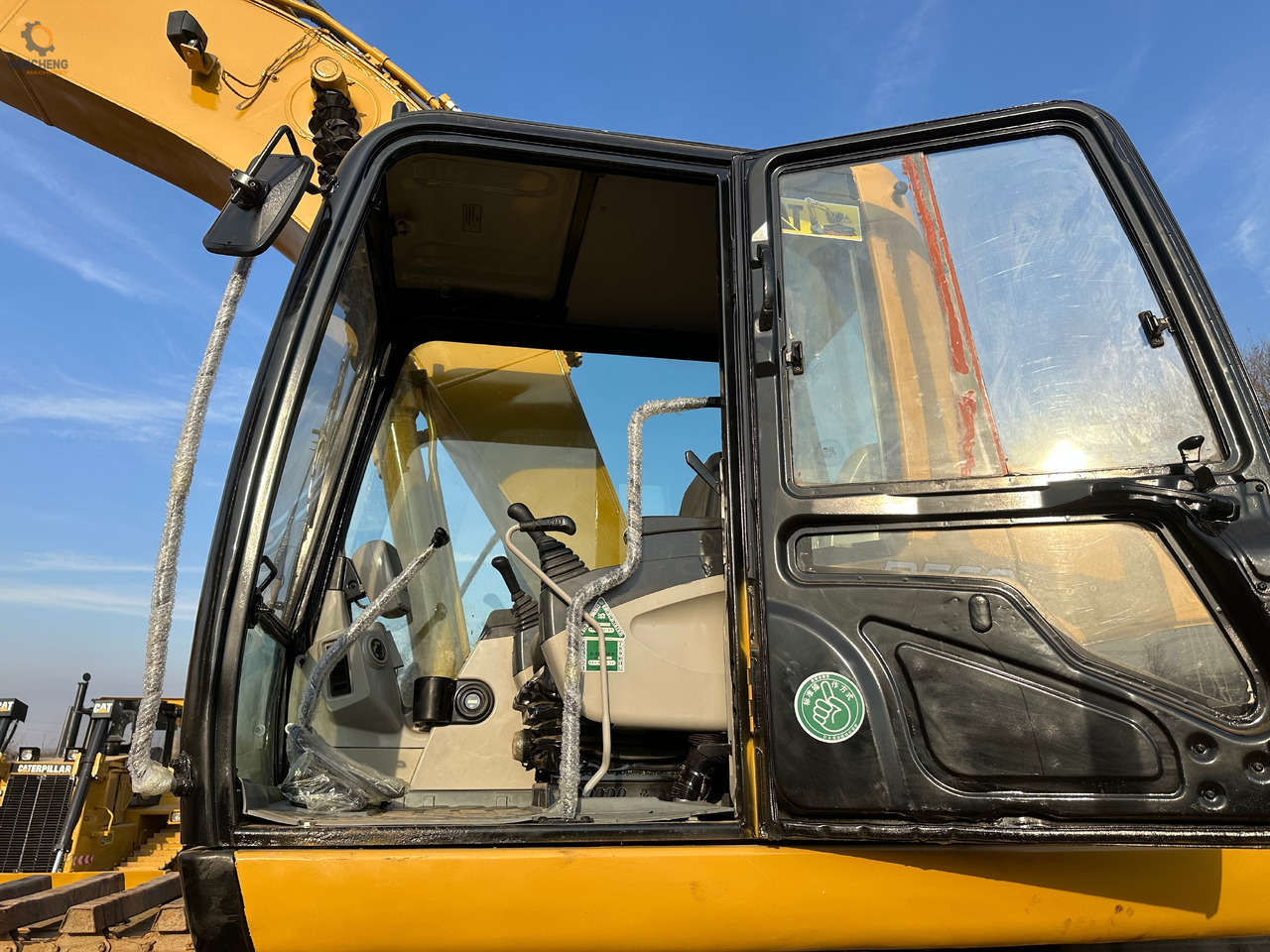 CATERPILLAR 320CL - Amphibious excavator: picture 4 CATERPILLAR 320CL - Amphibious excavator: picture 4