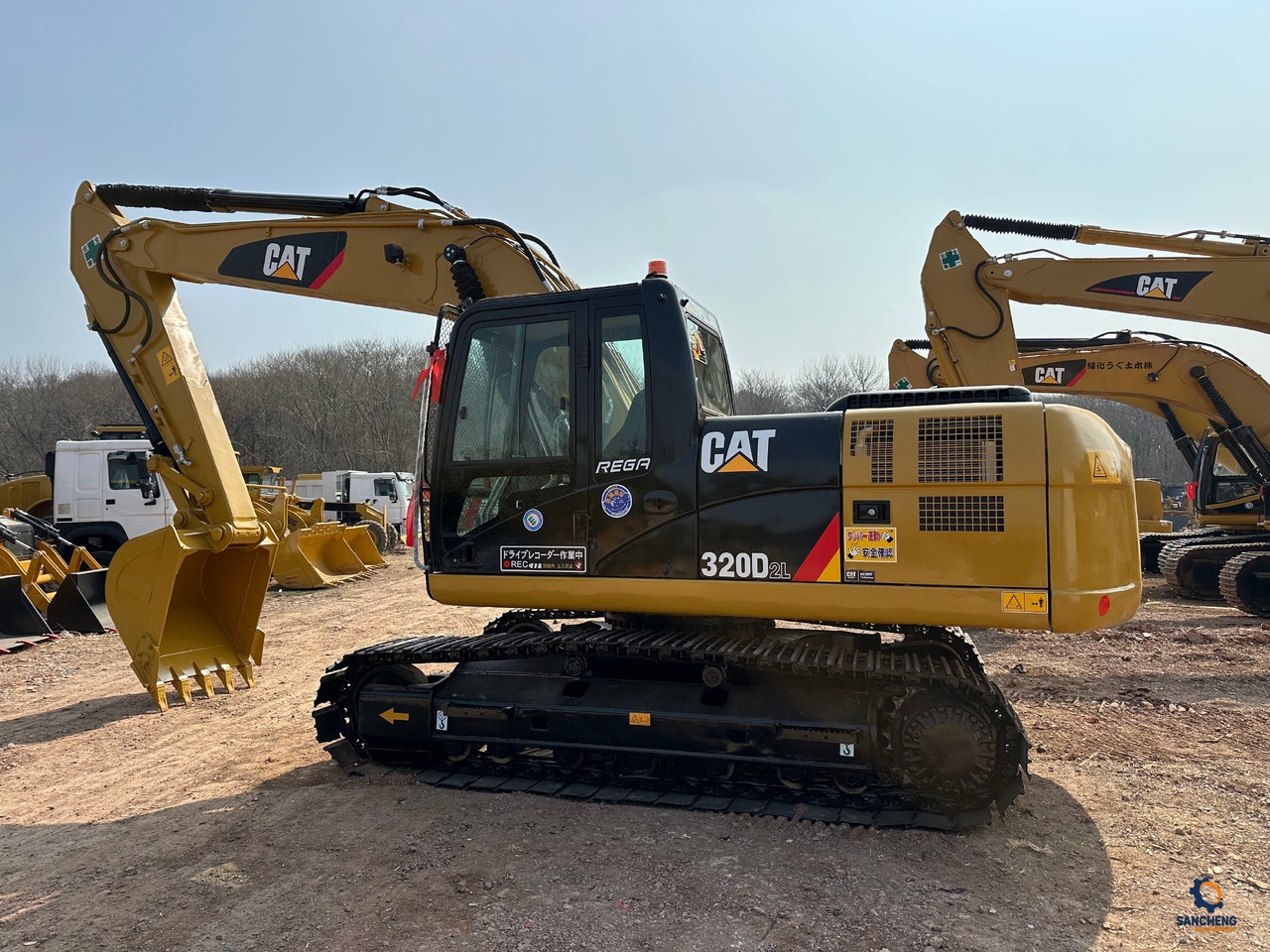 CATERPILLAR 320D2L - Crawler excavator: picture 1 CATERPILLAR 320D2L - Crawler excavator: picture 1
