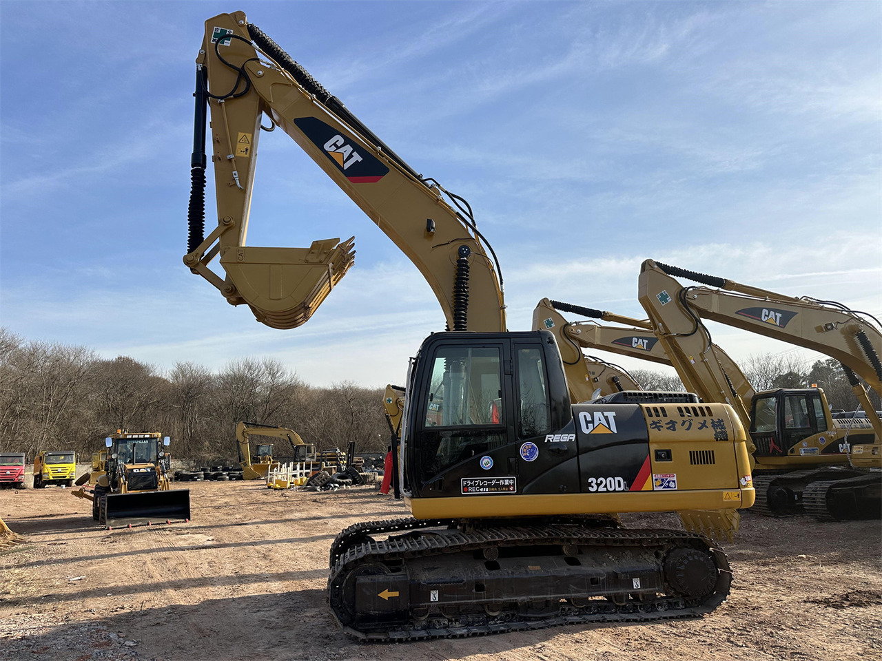 CATERPILLAR 320DL - Crawler excavator: picture 4 CATERPILLAR 320DL - Crawler excavator: picture 4