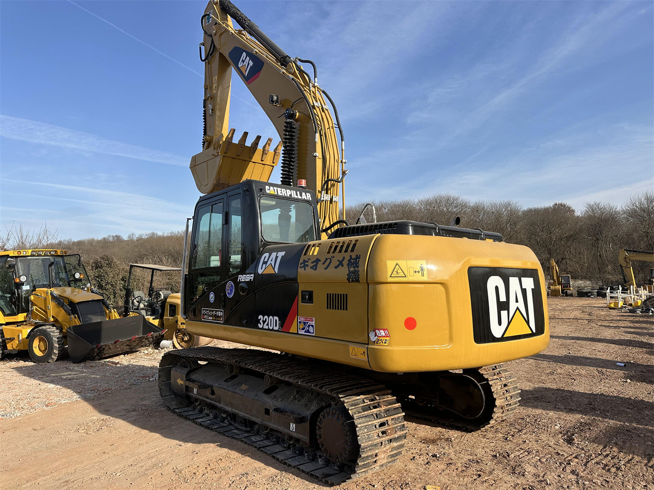 CATERPILLAR 320DL - Crawler excavator: picture 3 CATERPILLAR 320DL - Crawler excavator: picture 3