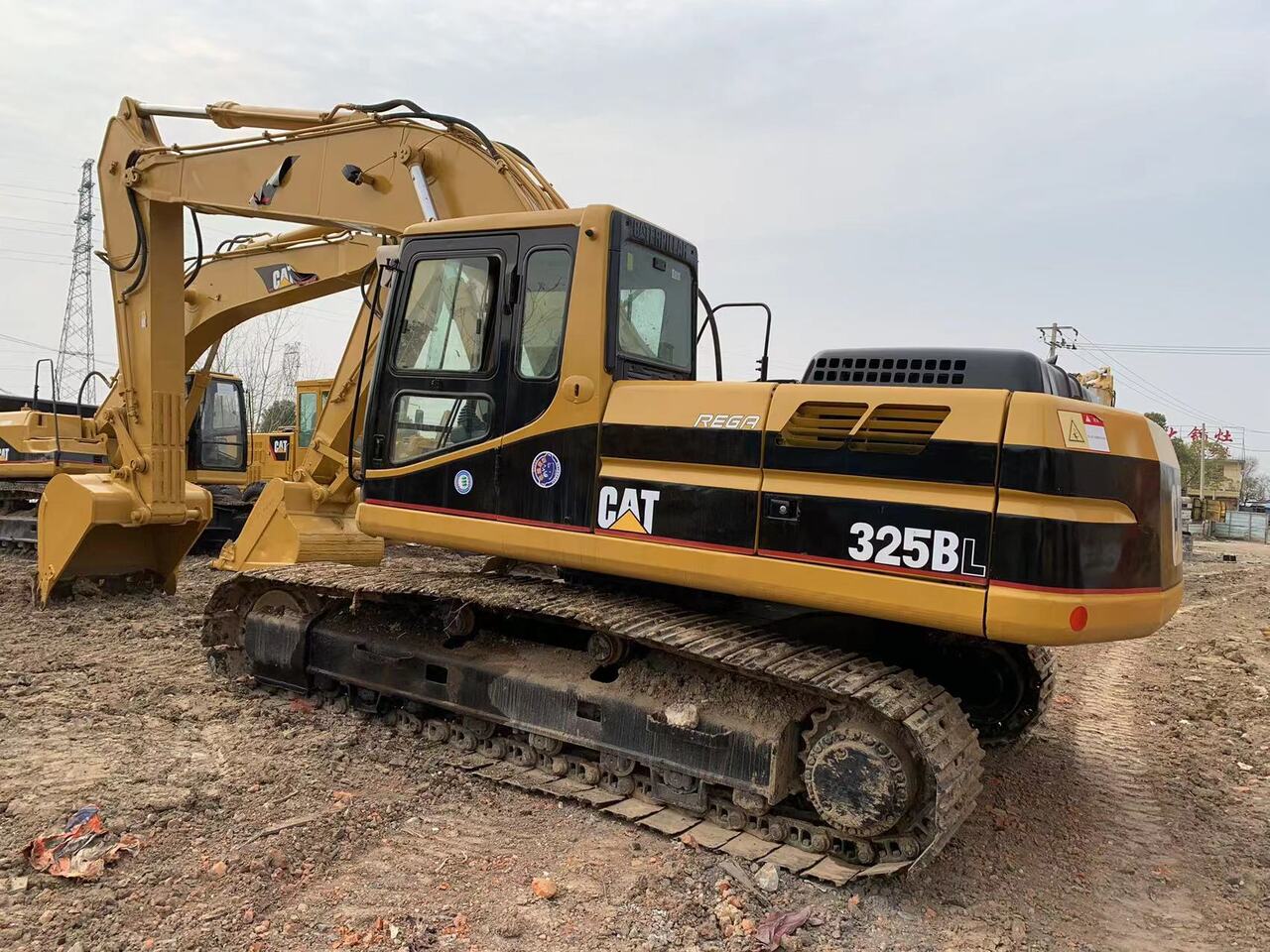 CATERPILLAR 325BL - Excavator: picture 5 CATERPILLAR 325BL - Excavator: picture 5