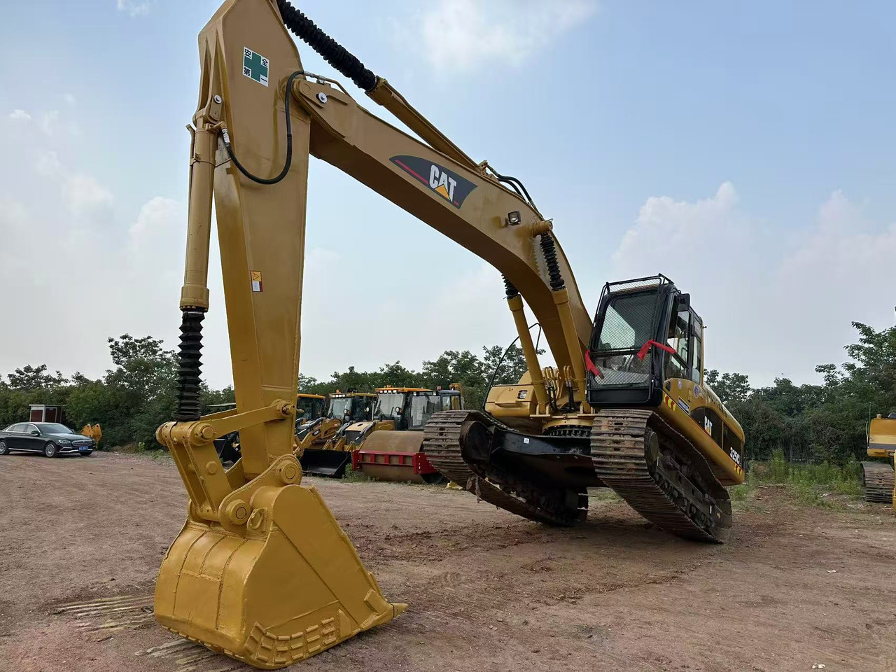 CATERPILLAR 325CL - Crawler excavator: picture 3 CATERPILLAR 325CL - Crawler excavator: picture 3