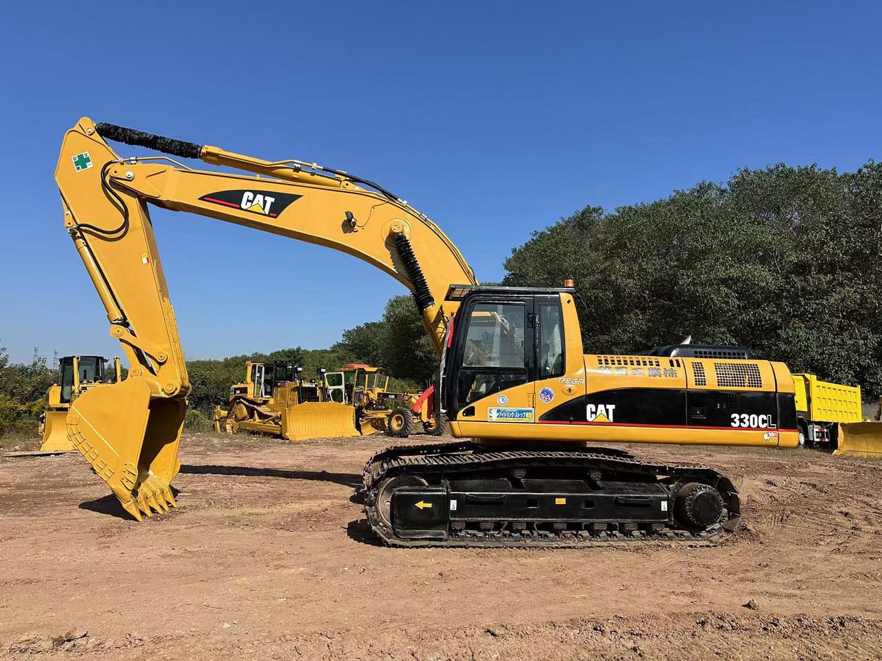 Excavator CATERPILLAR 330CL: picture 1