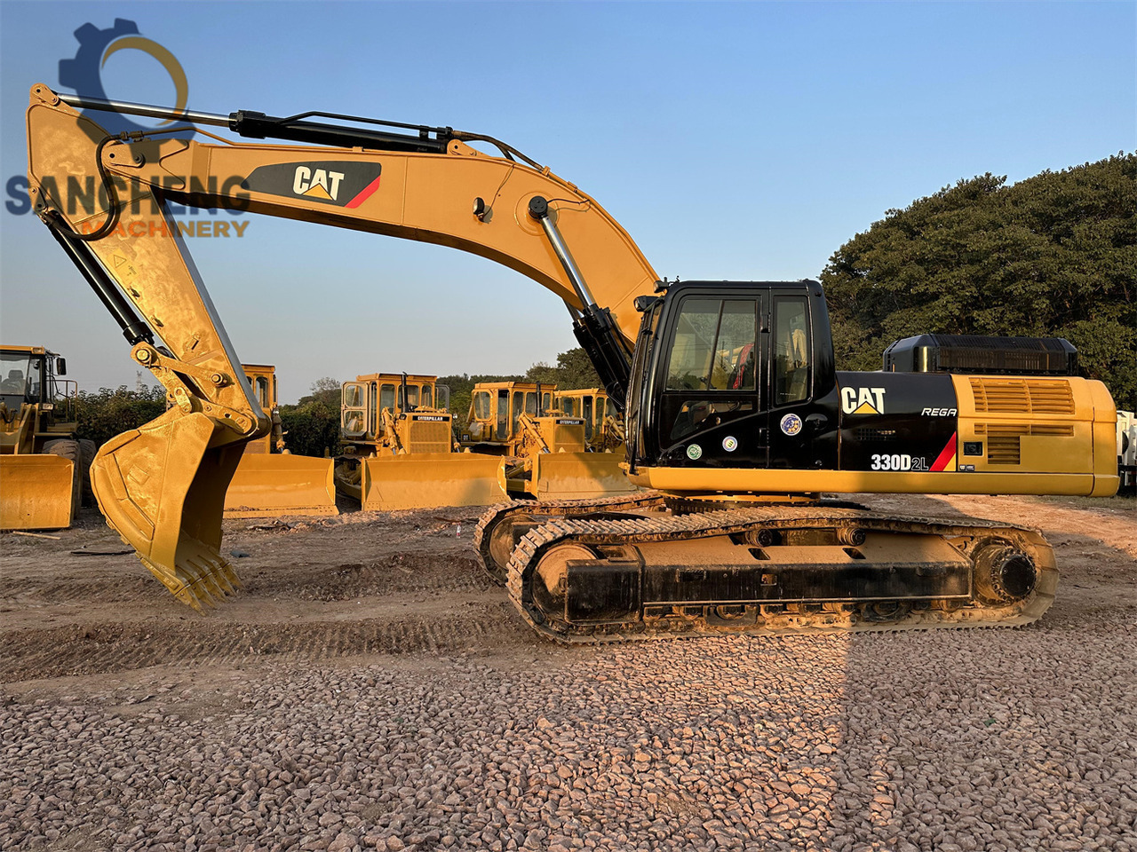 CATERPILLAR 330D2L - Crawler excavator: picture 1 CATERPILLAR 330D2L - Crawler excavator: picture 1