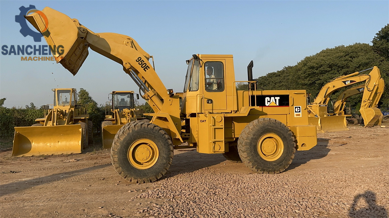 CATERPILLAR 950E - Wheel loader: picture 1 CATERPILLAR 950E - Wheel loader: picture 1