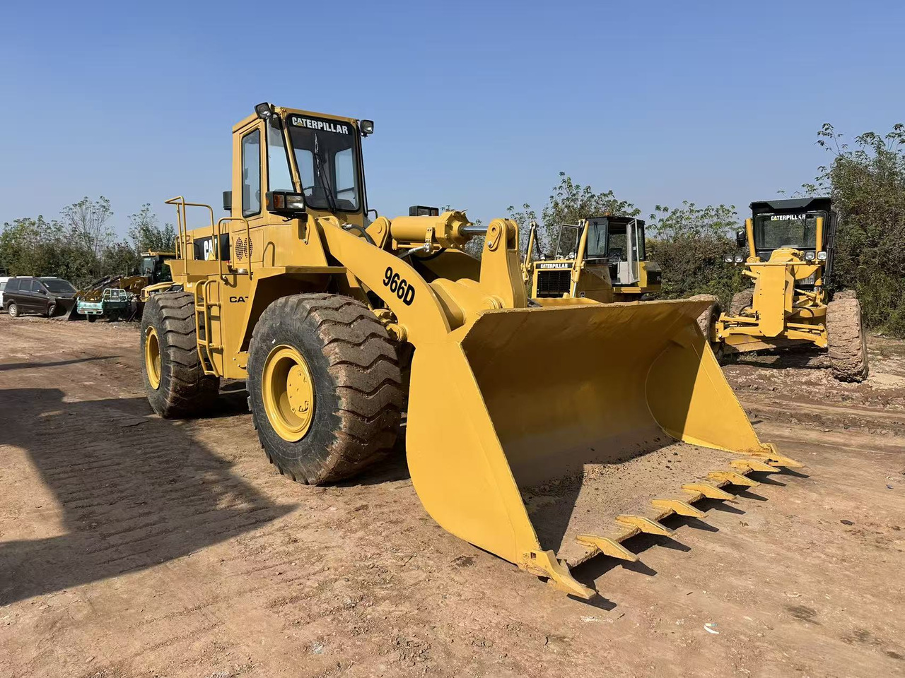 CATERPILLAR 966D - Wheel loader: picture 3 CATERPILLAR 966D - Wheel loader: picture 3