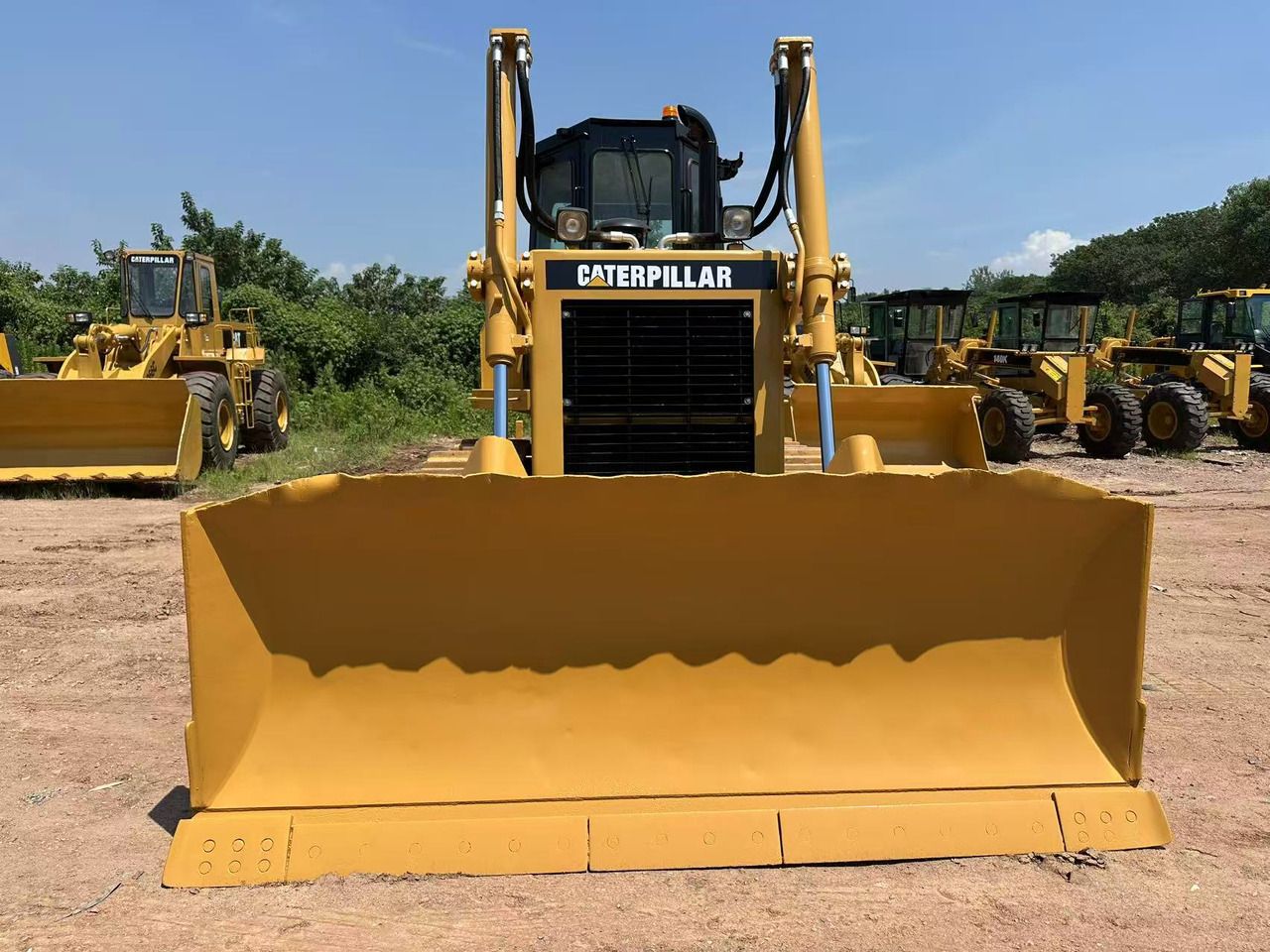 CATERPILLAR D6G - Crawler excavator: picture 3 CATERPILLAR D6G - Crawler excavator: picture 3