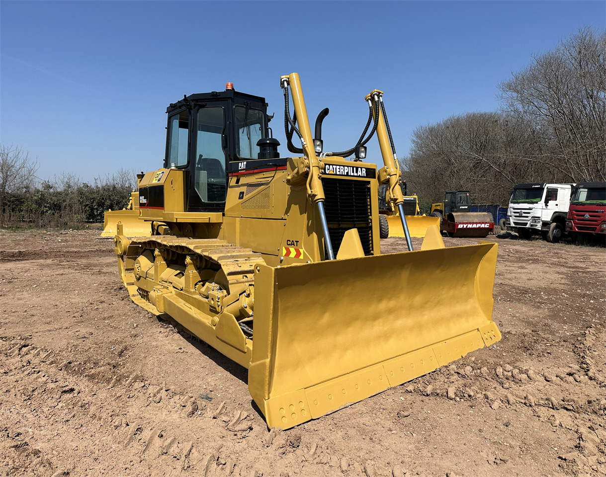 CATERPILLAR D6G - Excavator: picture 3 CATERPILLAR D6G - Excavator: picture 3