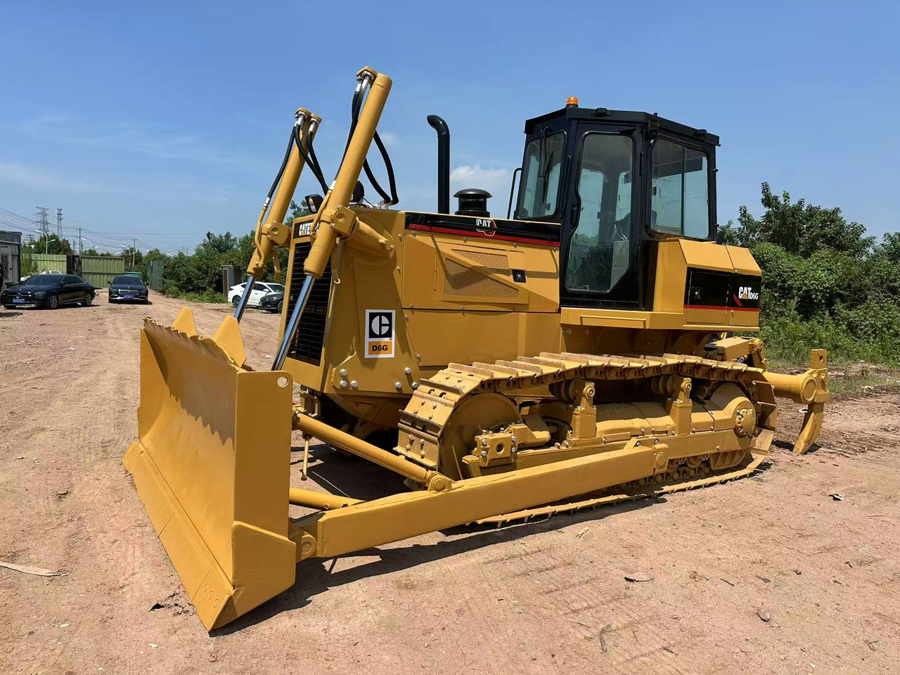 CATERPILLAR D6G - Bulldozer: picture 2 CATERPILLAR D6G - Bulldozer: picture 2