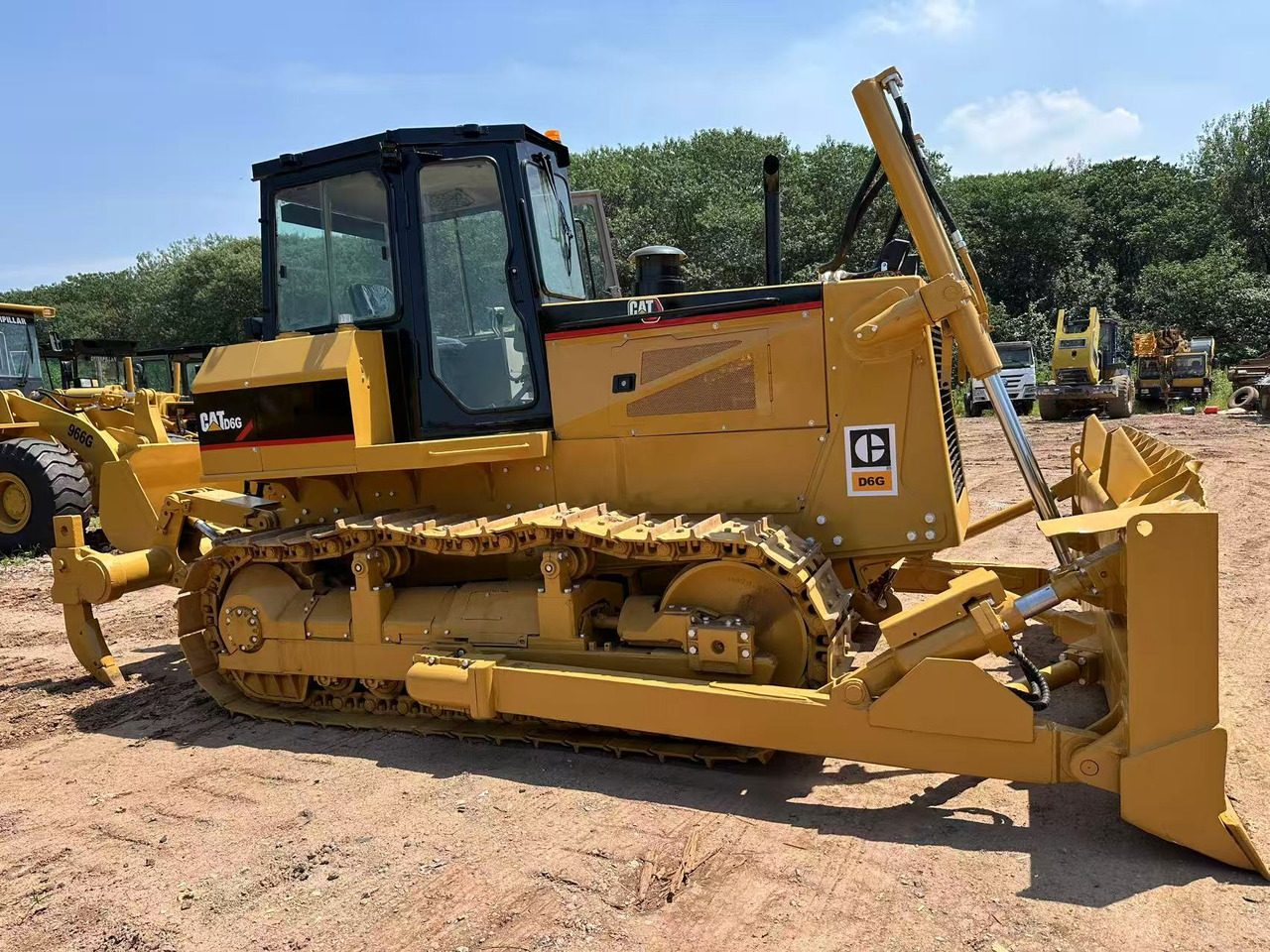 Bulldozer CATERPILLAR D6G: picture 8