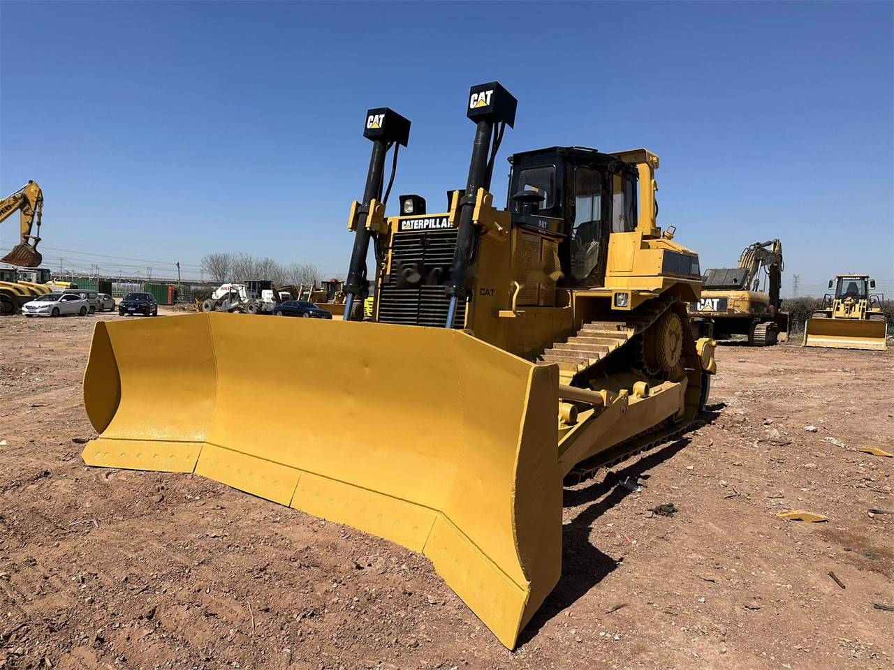 CATERPILLAR D8R - Bulldozer: picture 5 CATERPILLAR D8R - Bulldozer: picture 5