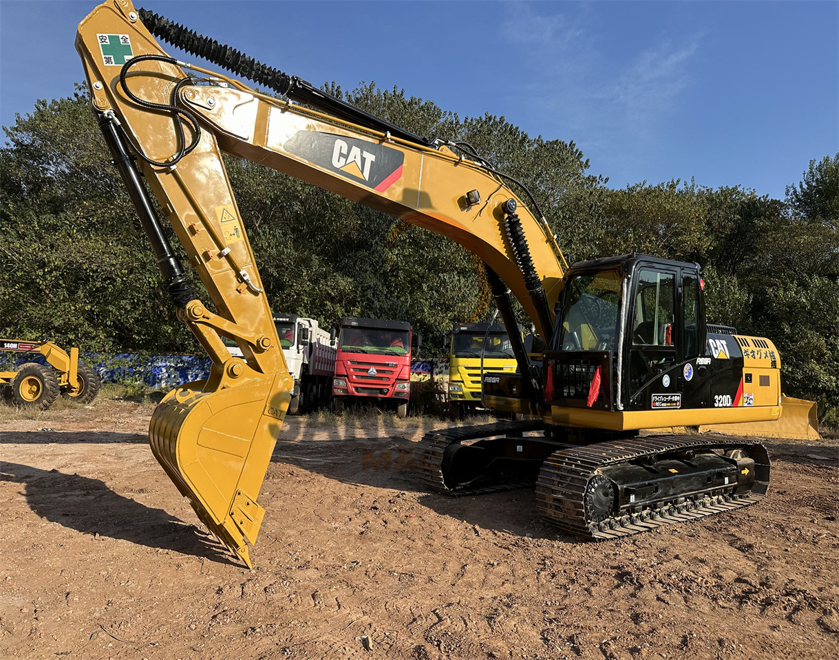 CATERPILLAR 320DL - Construction machinery: picture 5 CATERPILLAR 320DL - Construction machinery: picture 5