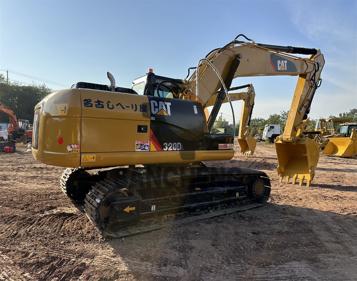 CATERPILLAR 320DL - Construction machinery: picture 3 CATERPILLAR 320DL - Construction machinery: picture 3