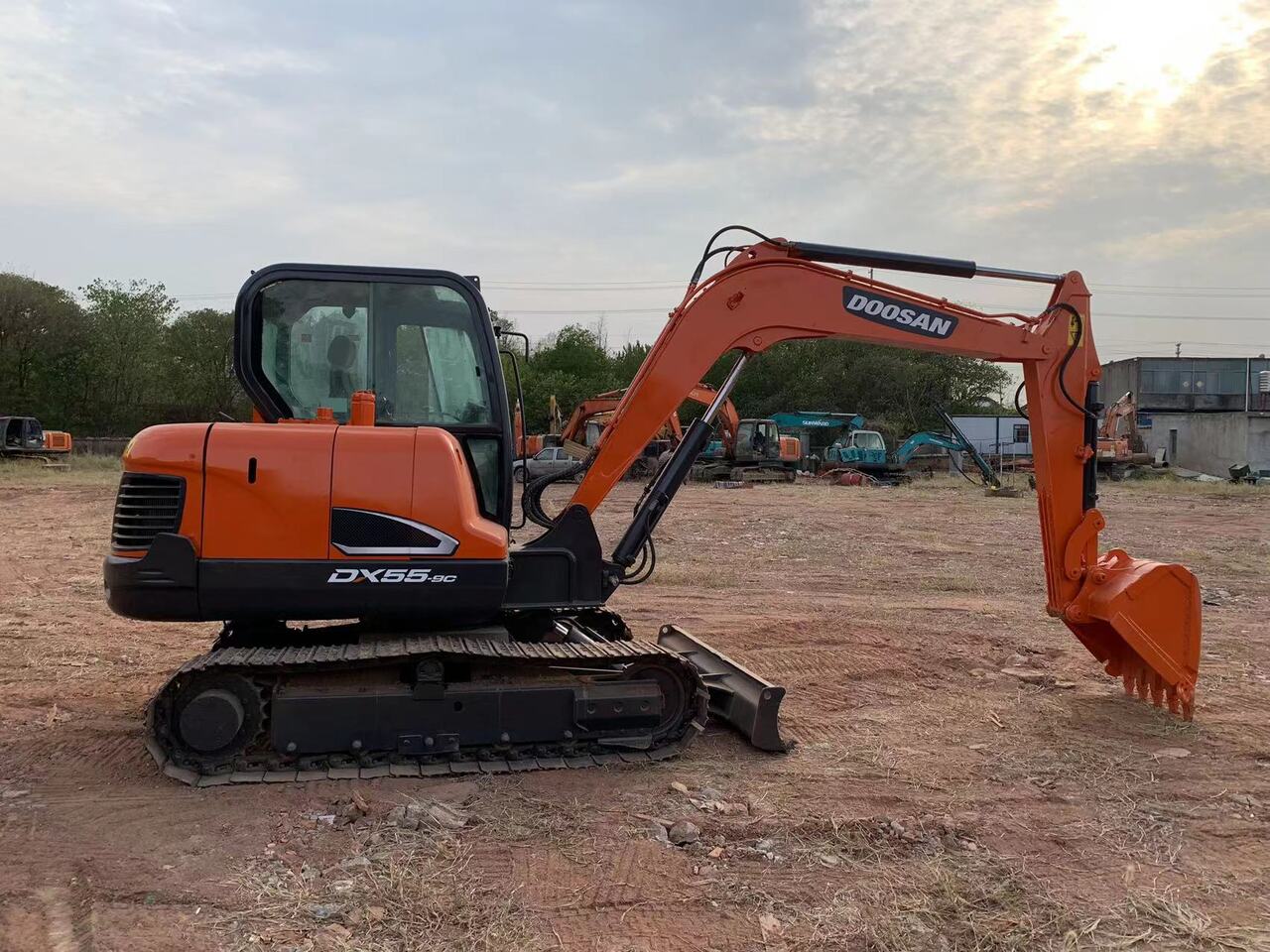 DOOSAN DX55 - Excavator: picture 4 DOOSAN DX55 - Excavator: picture 4