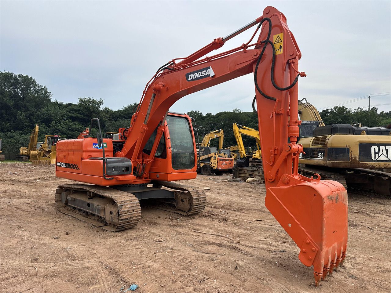 Doosan DX120 - Crawler excavator: picture 3 Doosan DX120 - Crawler excavator: picture 3