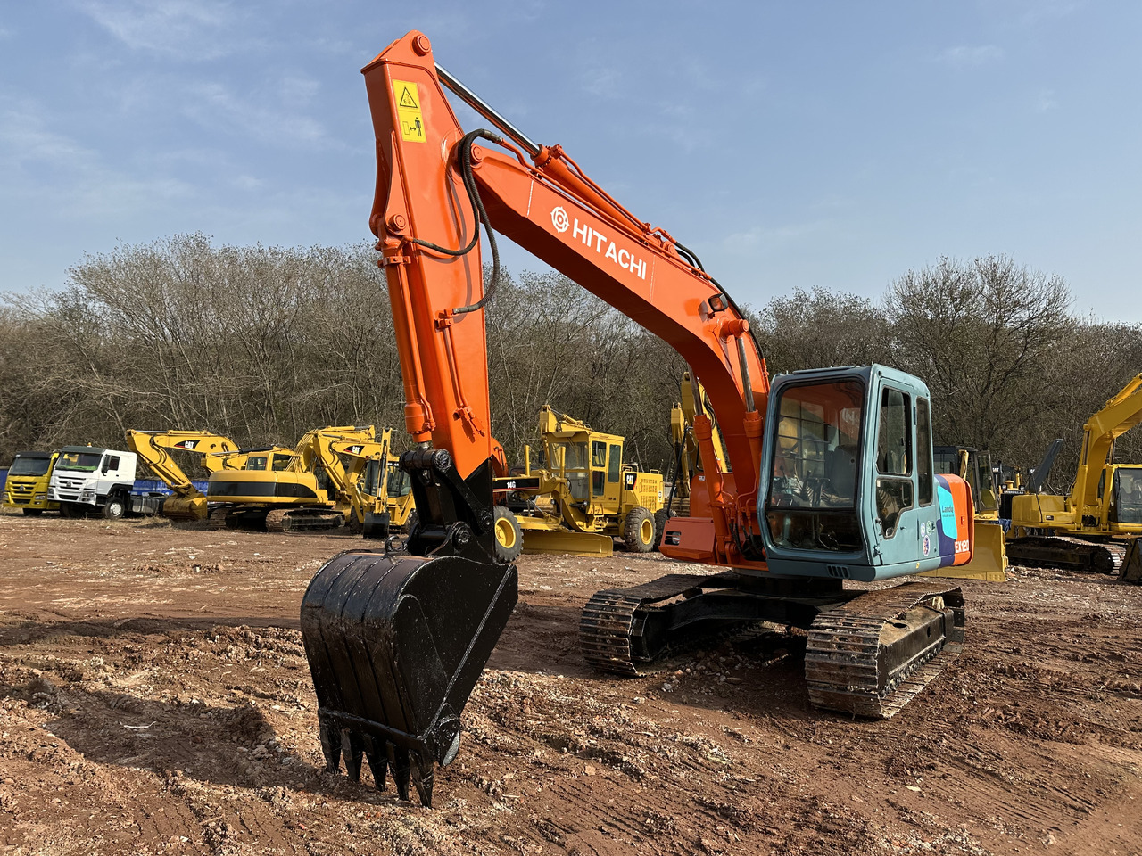 HITACHI EX120 - Crawler excavator: picture 5 HITACHI EX120 - Crawler excavator: picture 5