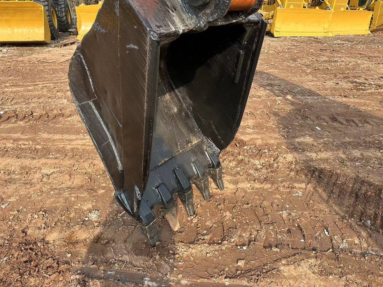HITACHI EX200 - Crawler excavator: picture 2 HITACHI EX200 - Crawler excavator: picture 2