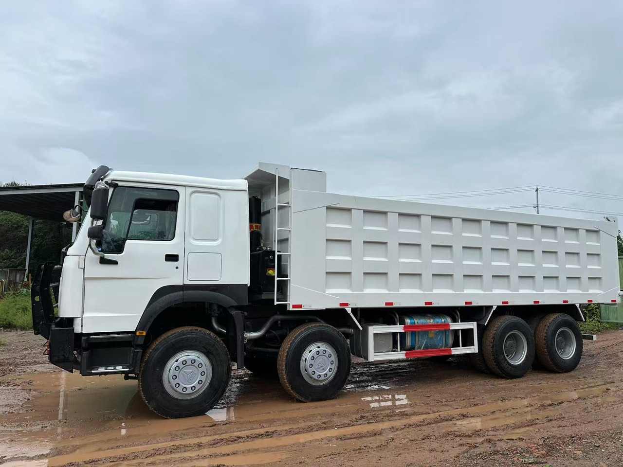 HOWO 371hp - Tipper: picture 5 HOWO 371hp - Tipper: picture 5