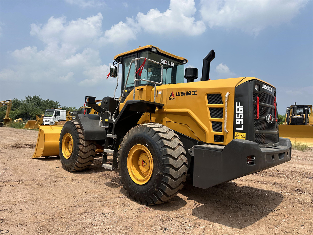SDLG L956F - Wheel loader: picture 5 SDLG L956F - Wheel loader: picture 5