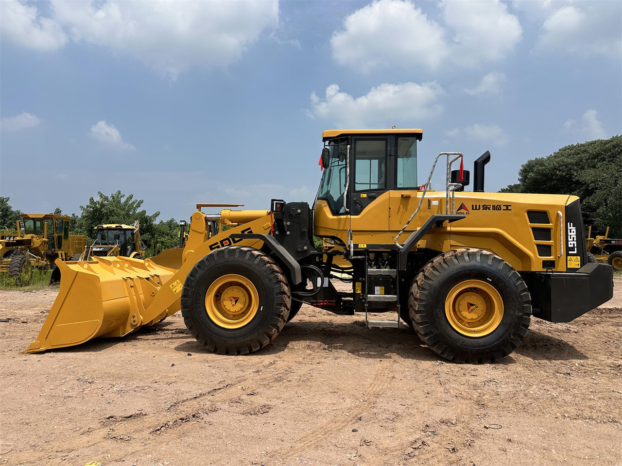 SDLG L956F Wheel loader - Wheel loader: picture 1 SDLG L956F Wheel loader - Wheel loader: picture 1