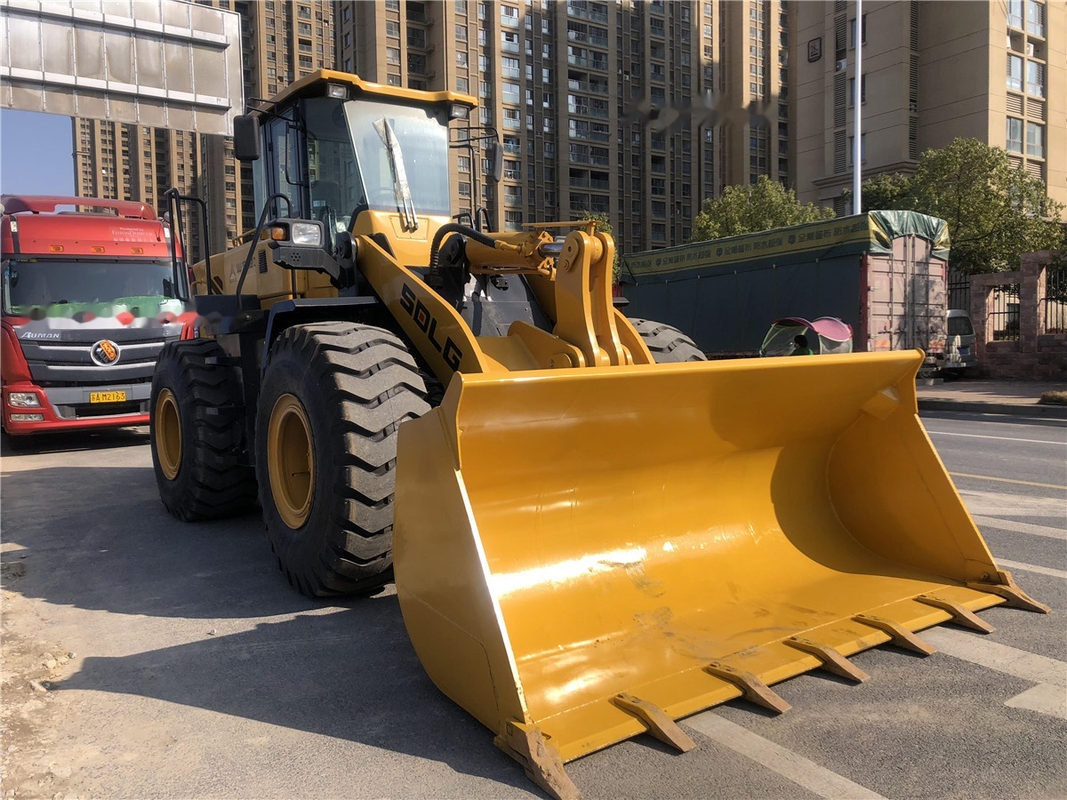 SDLG LG956L - Wheel loader: picture 4 SDLG LG956L - Wheel loader: picture 4