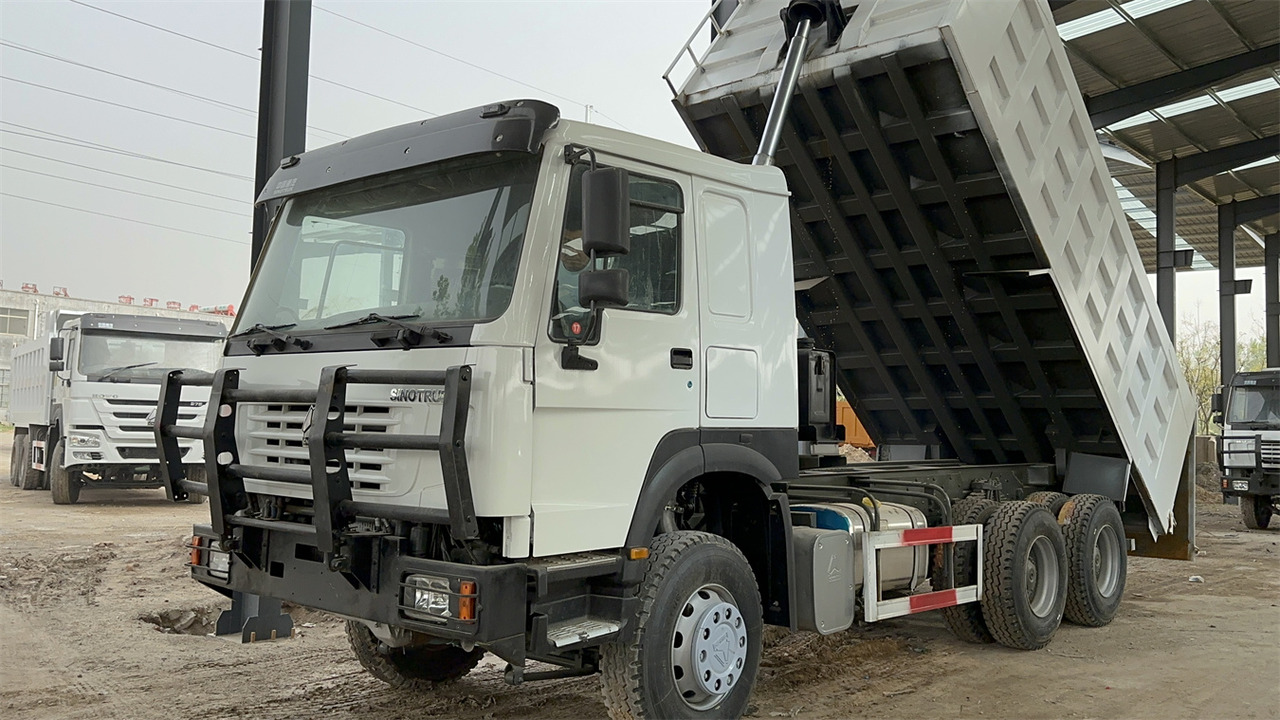 SINOTRUK HOWO Dump truck 371 6x4 - Tipper: picture 3 SINOTRUK HOWO Dump truck 371 6x4 - Tipper: picture 3