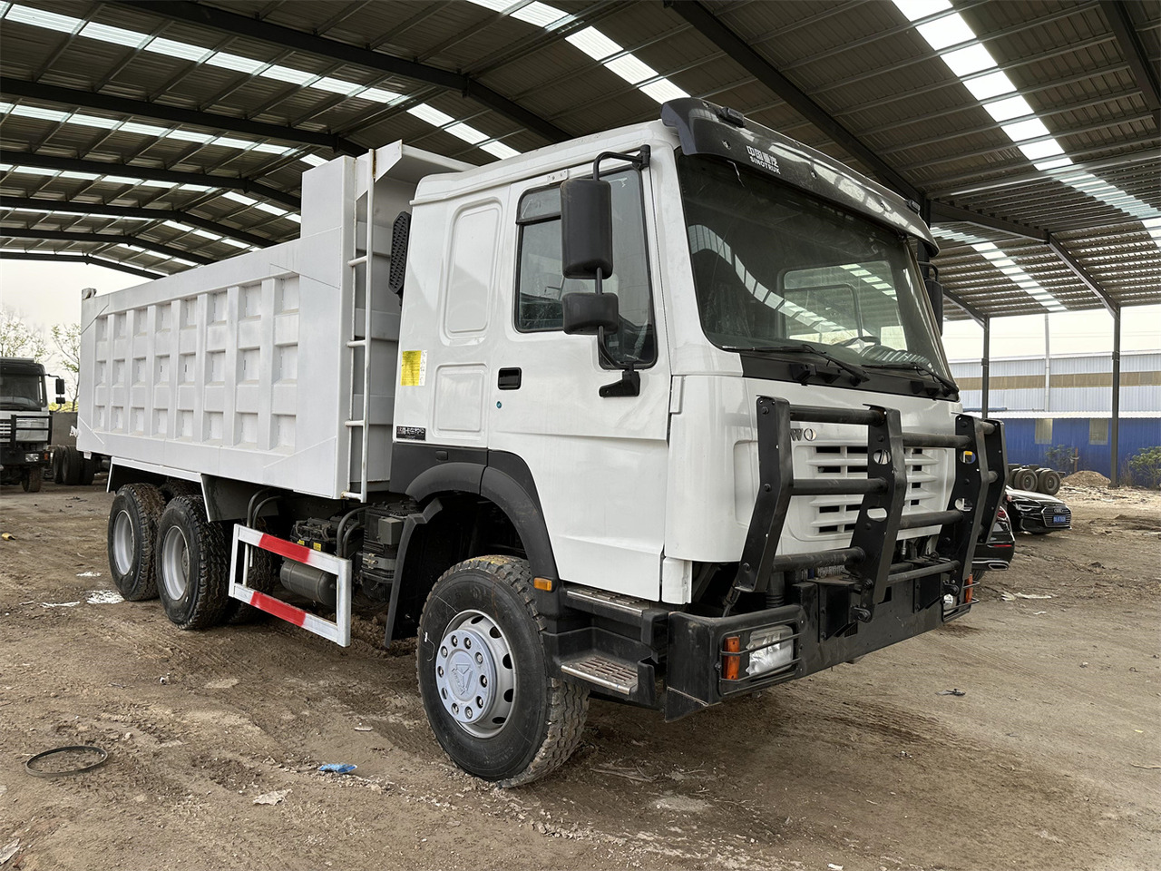 SINOTRUK HOWO Dump truck 371 6x4 - Tipper: picture 5 SINOTRUK HOWO Dump truck 371 6x4 - Tipper: picture 5