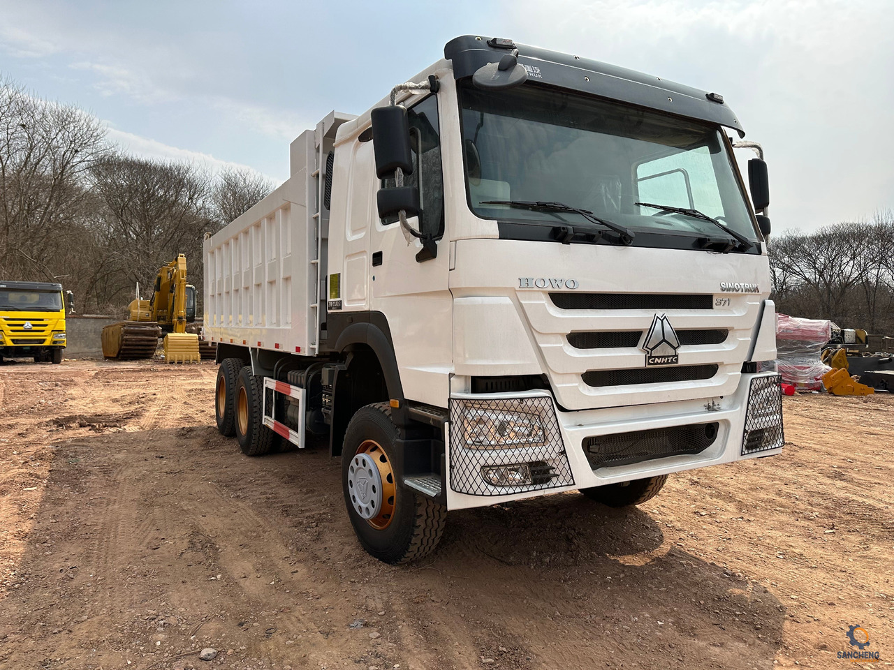 Tipper for transportation of heavy machinery SINOTRUK Howo Dump truck 371: picture 6