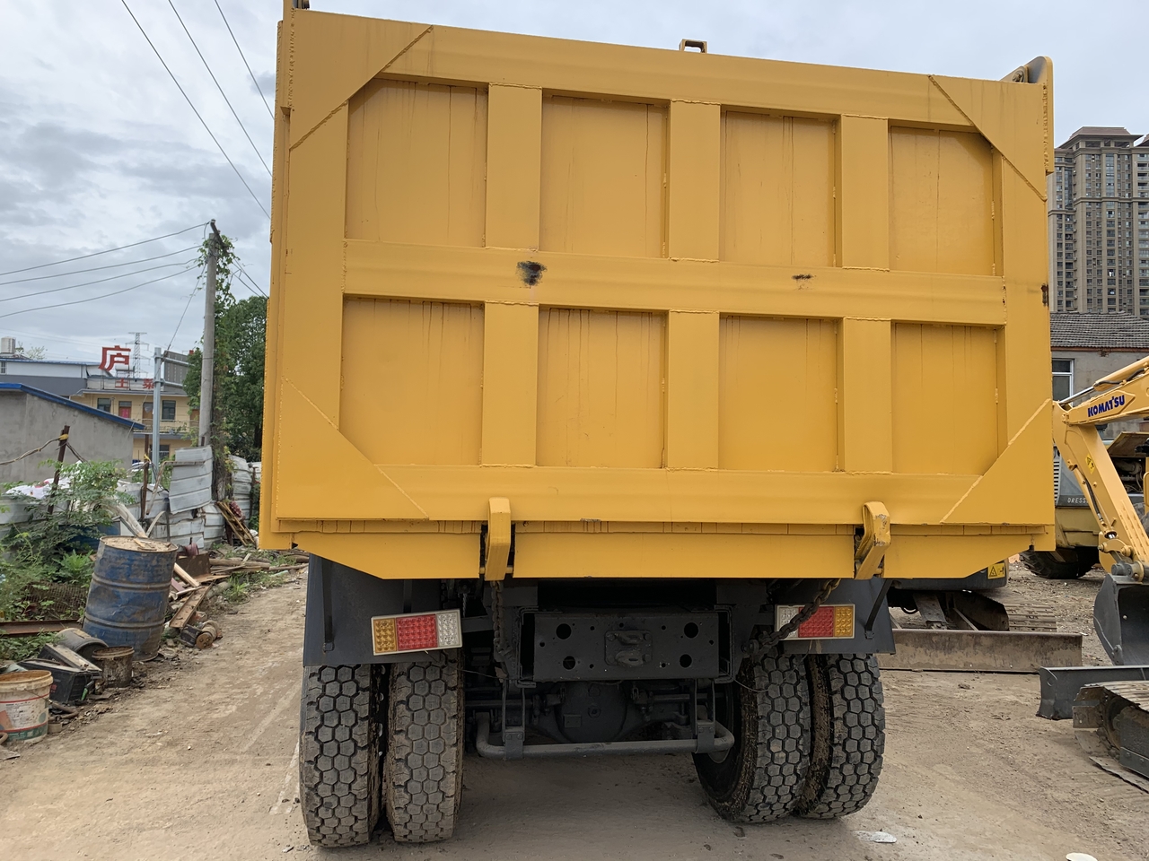 SINOTRUK Howo Dump truck 371 - Tipper: picture 3 SINOTRUK Howo Dump truck 371 - Tipper: picture 3