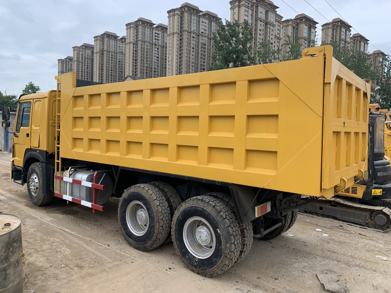 SINOTRUK Howo Dump truck 371 - Tipper: picture 4 SINOTRUK Howo Dump truck 371 - Tipper: picture 4