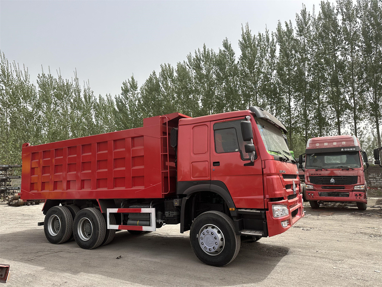 SINOTRUK Howo Dump truck 371 - Tipper: picture 3 SINOTRUK Howo Dump truck 371 - Tipper: picture 3